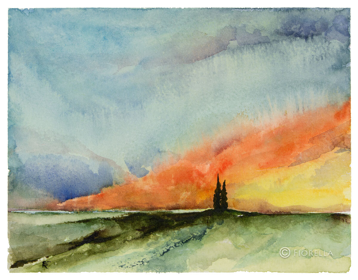 Drammatico tramonto rosso e arancio su colline ombrose ad acquerello con due cipressi scuri.